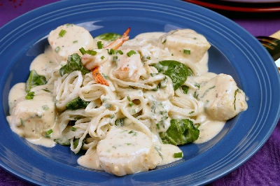 Scallops with Pasta and Shrimp Sauce